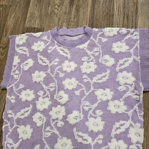 Vintage Purple and White Floral Sweater - Picture 2 of 8